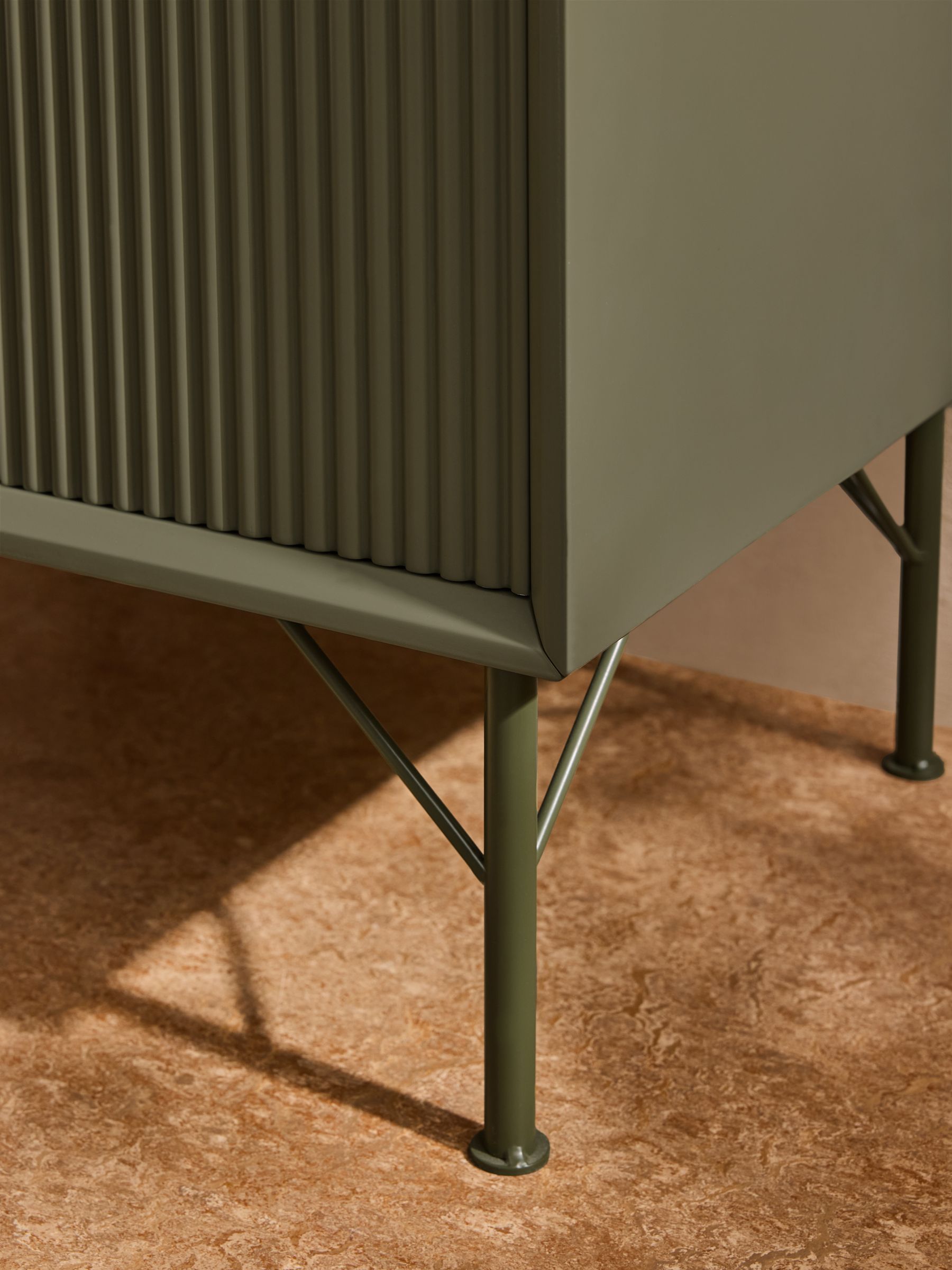 Elian Painted 1 Drawer Bedside Table in Green
