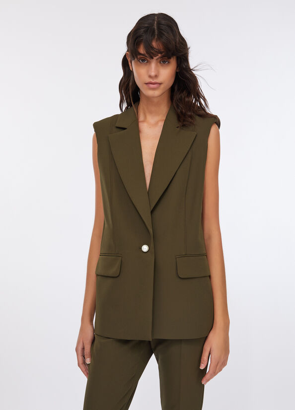 Gilet con spalline imbottite