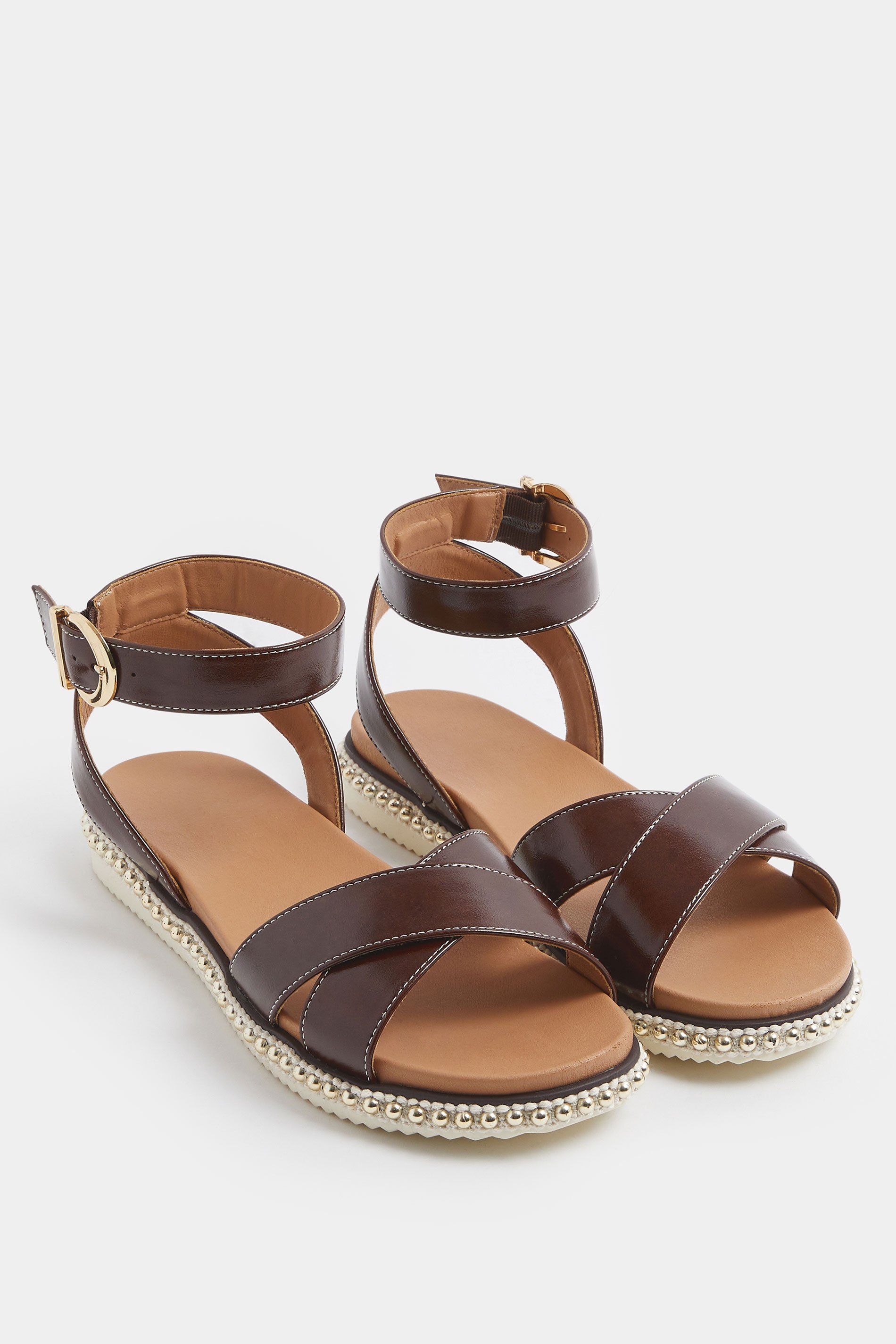 Yours Cross Over Strap Sandals In Wide E Fit