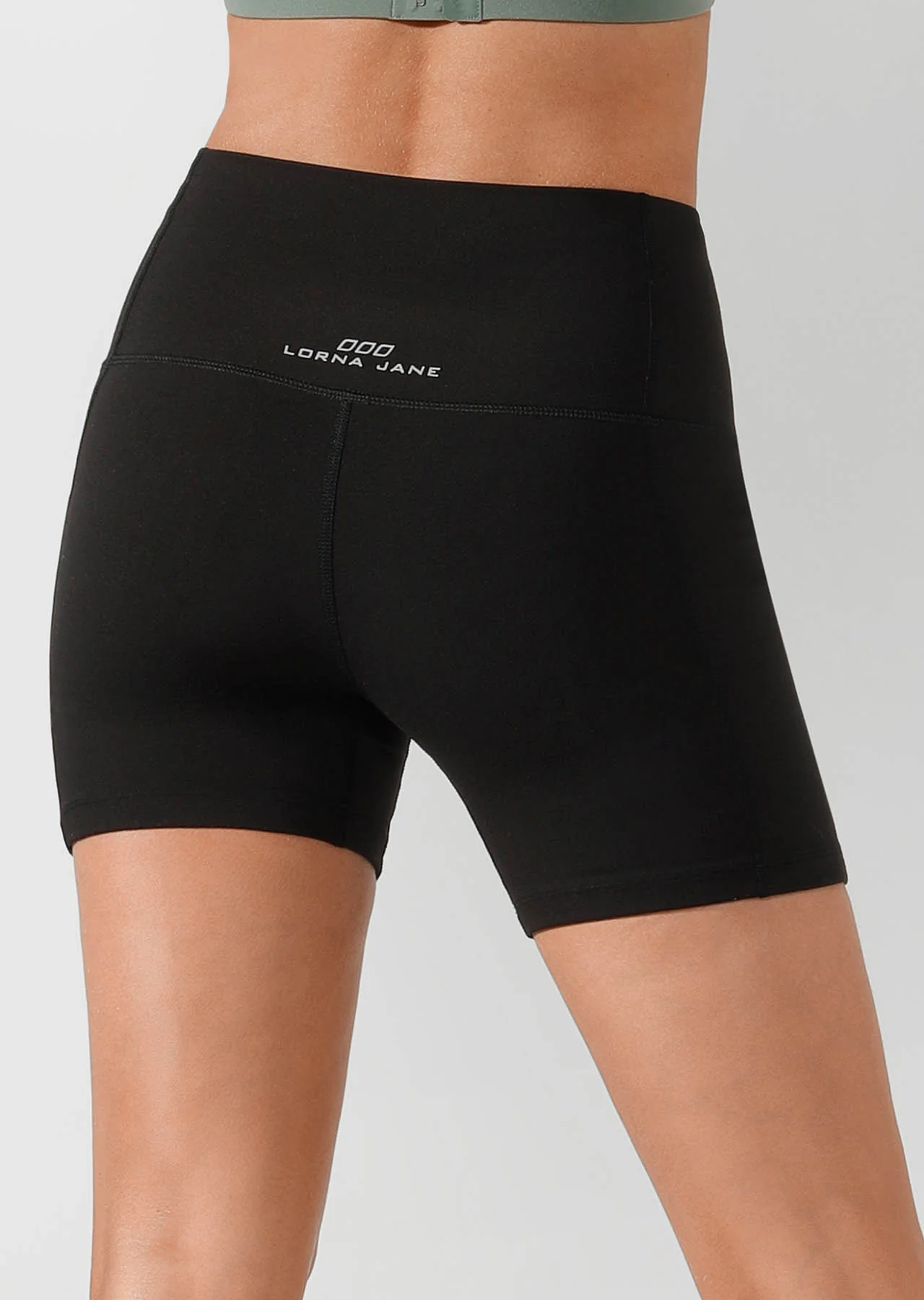 Everyday Short Tight