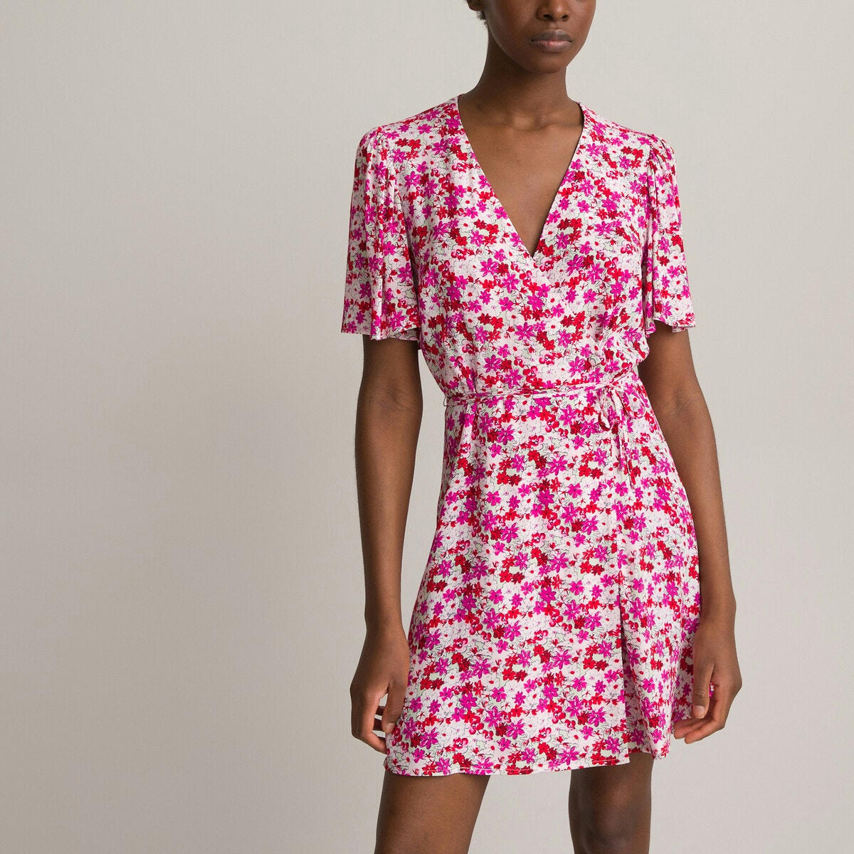 Robe cache-cœur imprimé floral, courte