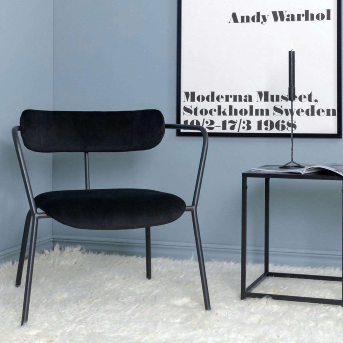 BUFFY - Fauteuil minimaliste en velours et métal noir