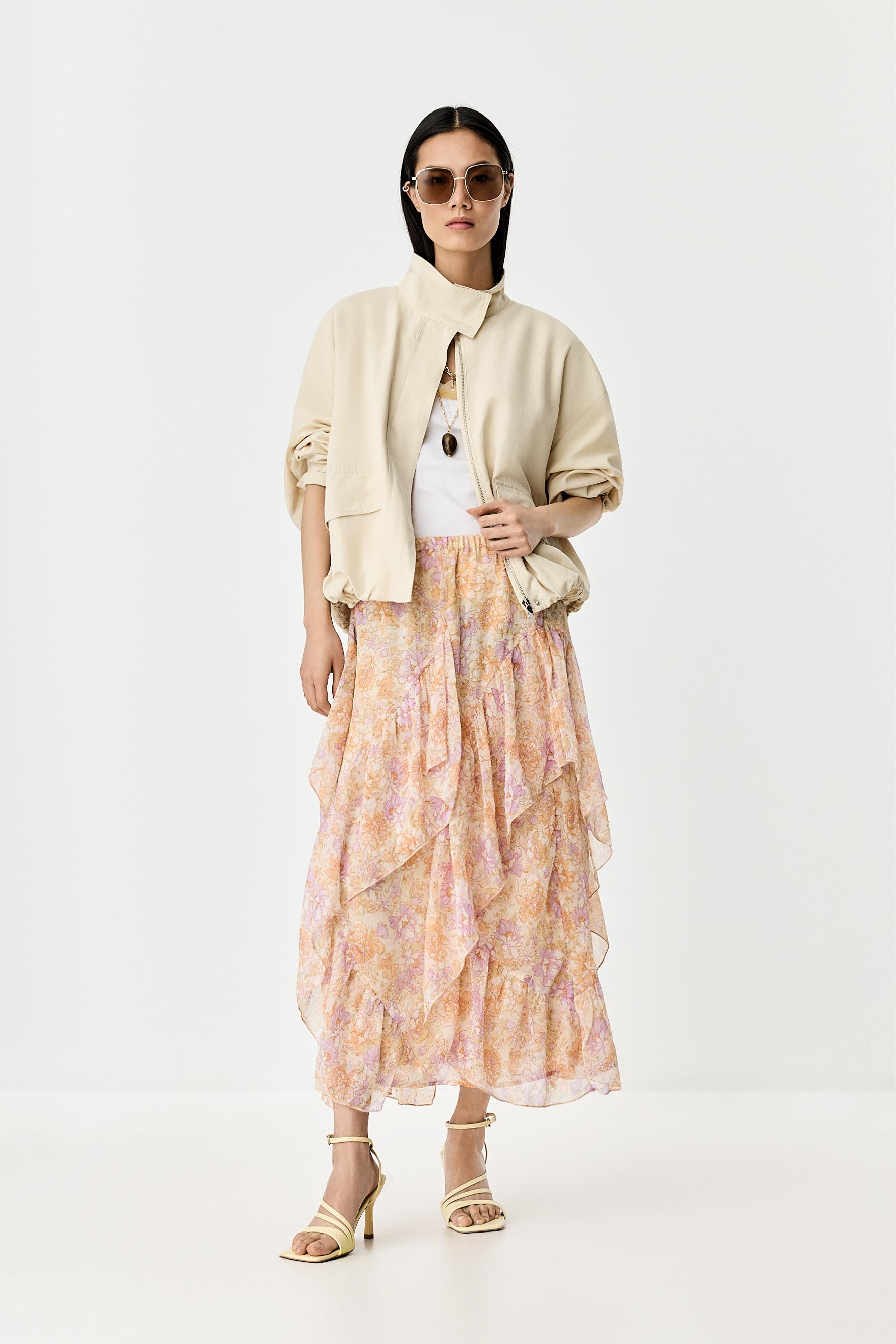 Falda midi volantes