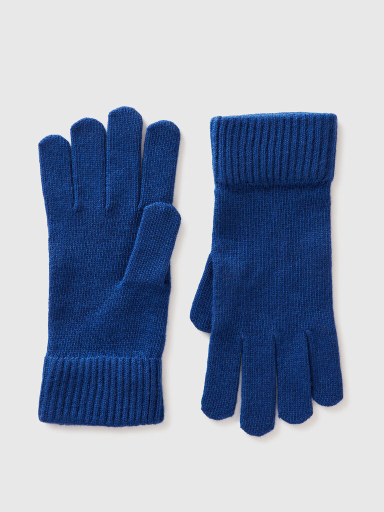 Gloves in pure virgin wool