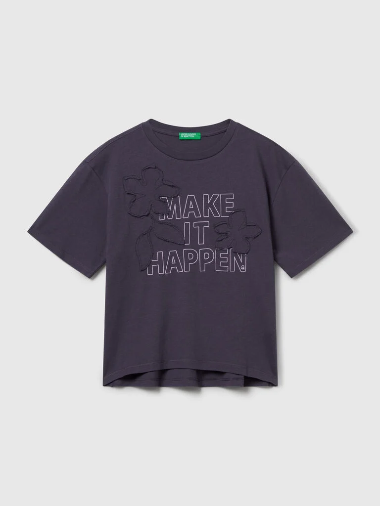 T-shirt with print and patch