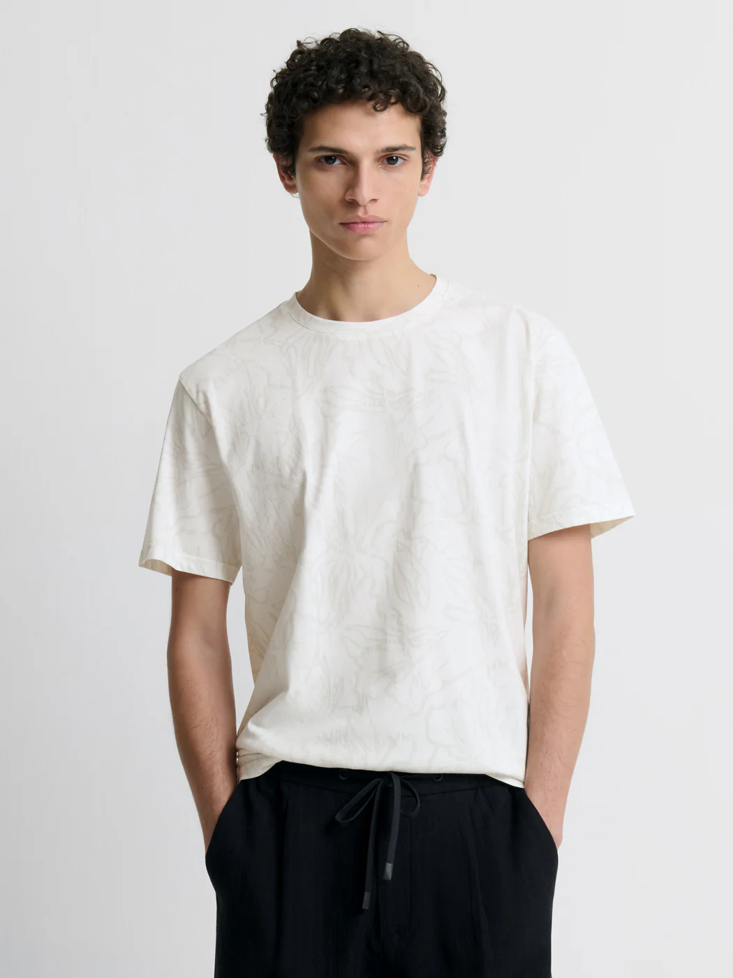 T-shirt col rond fleuri