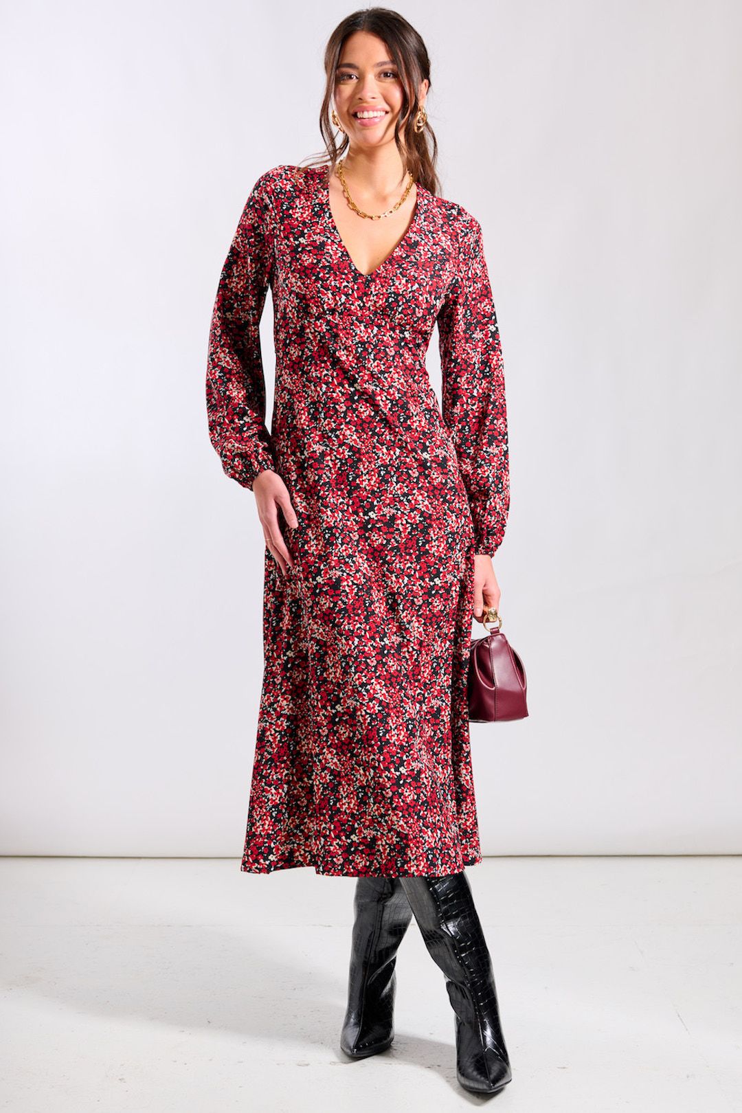 Needs No Label Red Floral Printed Long Sleeve Midi Dress