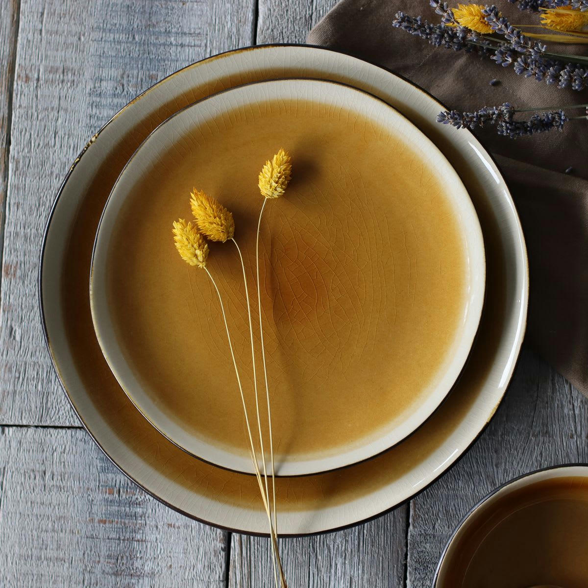 BALATA - Lot de 6 assiettes à dessert en grès jaune 20,5cm