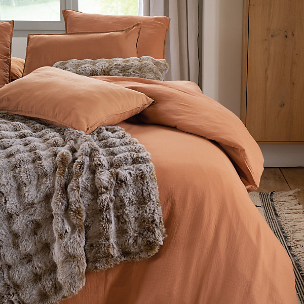 Drap housse MILOS mousseline de coton 140x200 cm bonnet 30 cm uni marron terre cuite