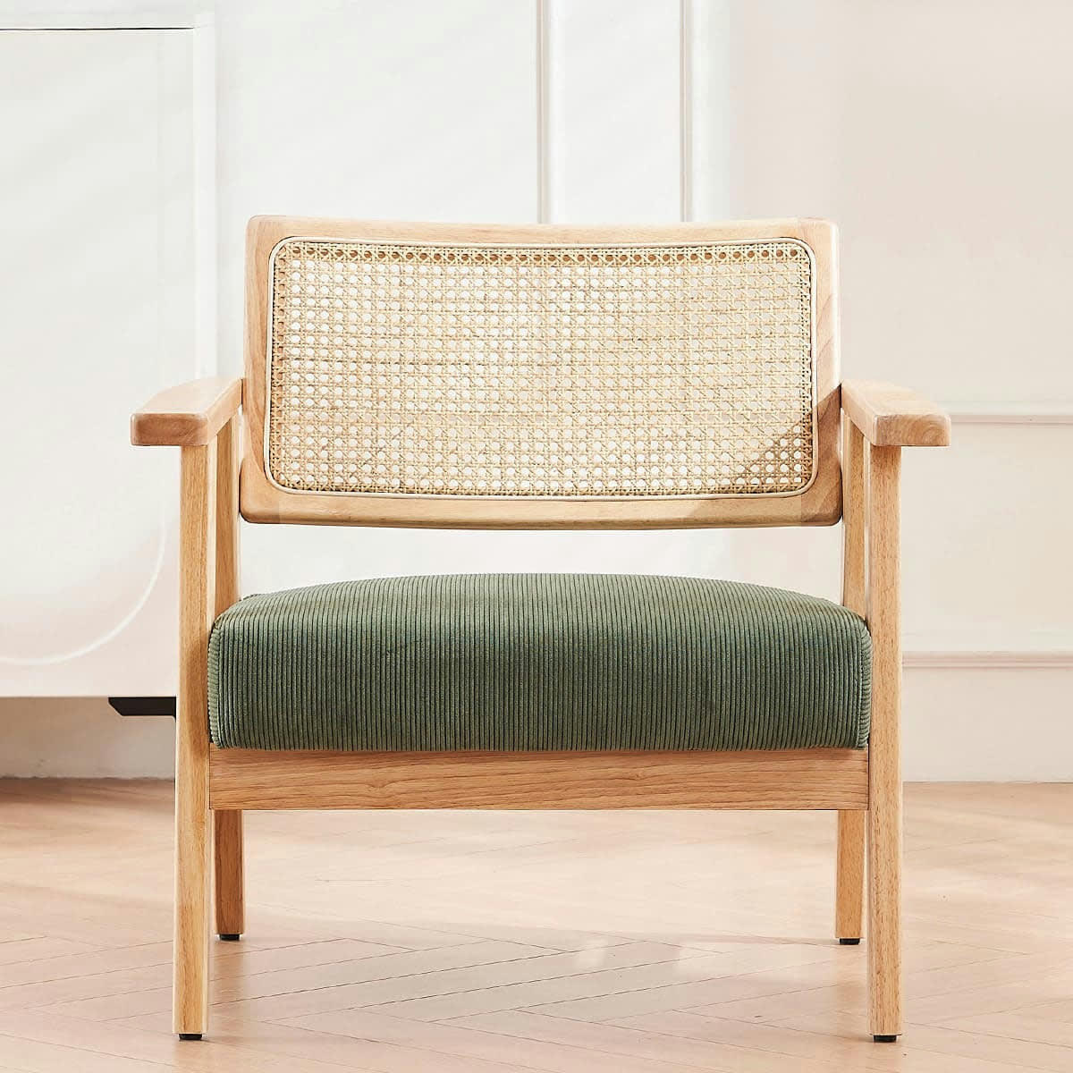 TIM - Fauteuil en velours côtelé vert et cannage naturel