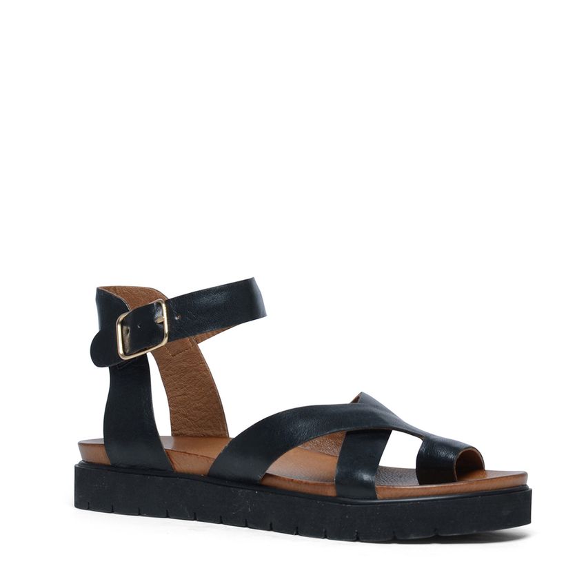 Manfield Zwarte leren plateau sandalen met gespsluiting
