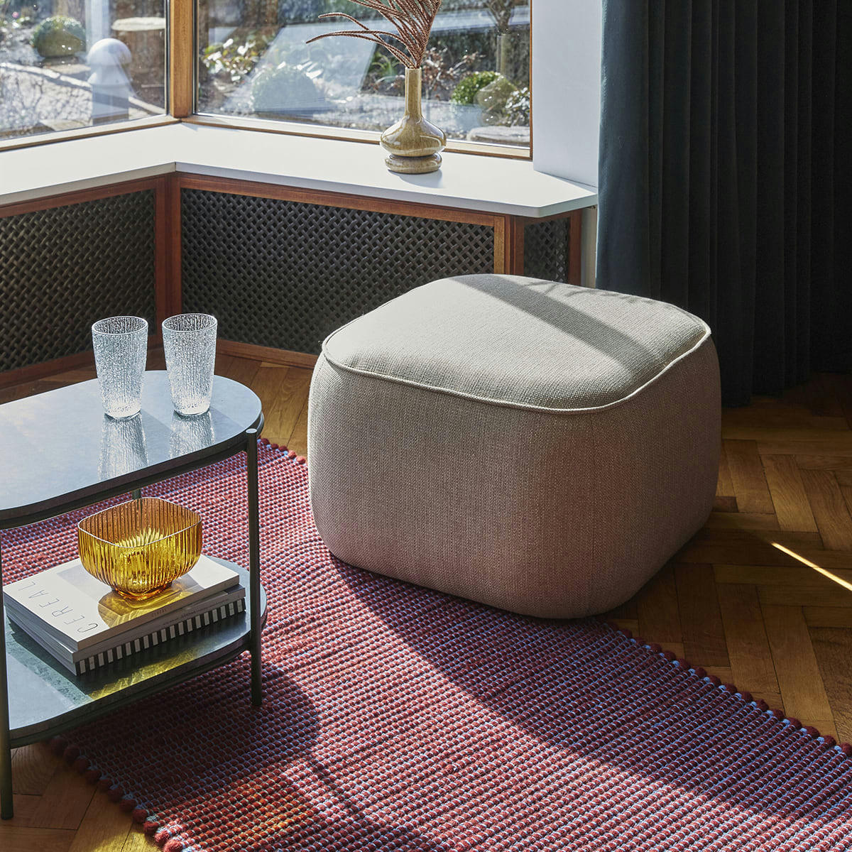 CUBE - Pouf en acrylique et polyester beige