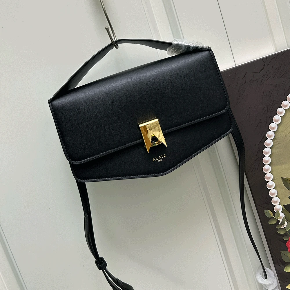 Alaia  shoulder bag