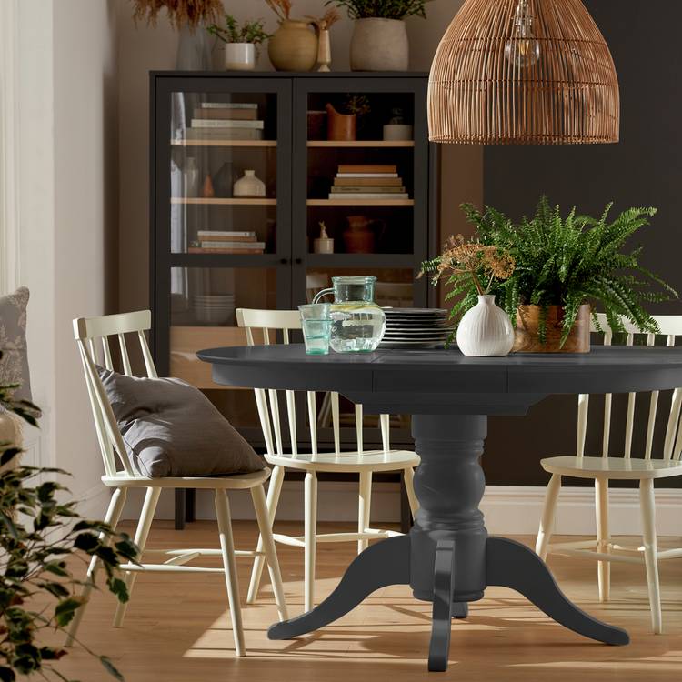 Habitat Otis Extending 4 - 6 Seater Dining Table - Grey
