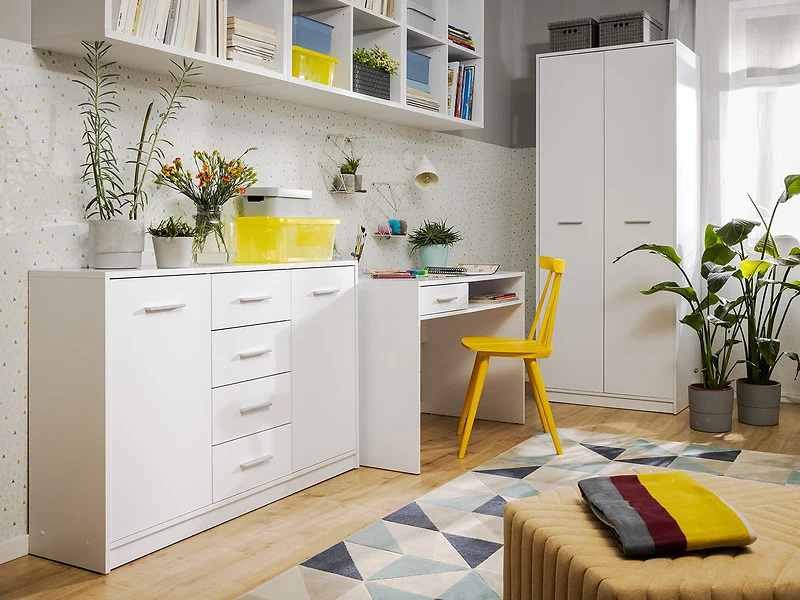 Komoda Nepo Plus 119 cm z 2 drzwiami i 4 szufladami biała