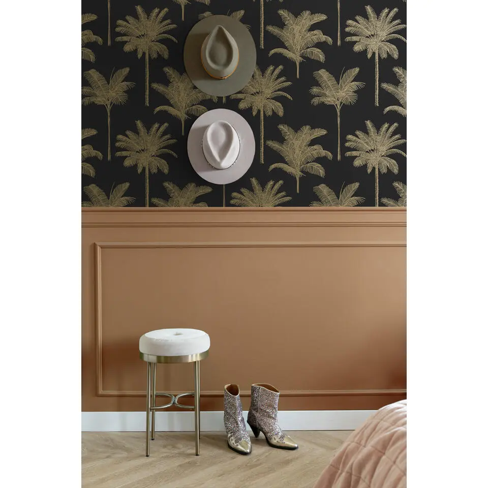 ESTAhome behang palmbomen zwart en goud - 53 cm x 10.05 m