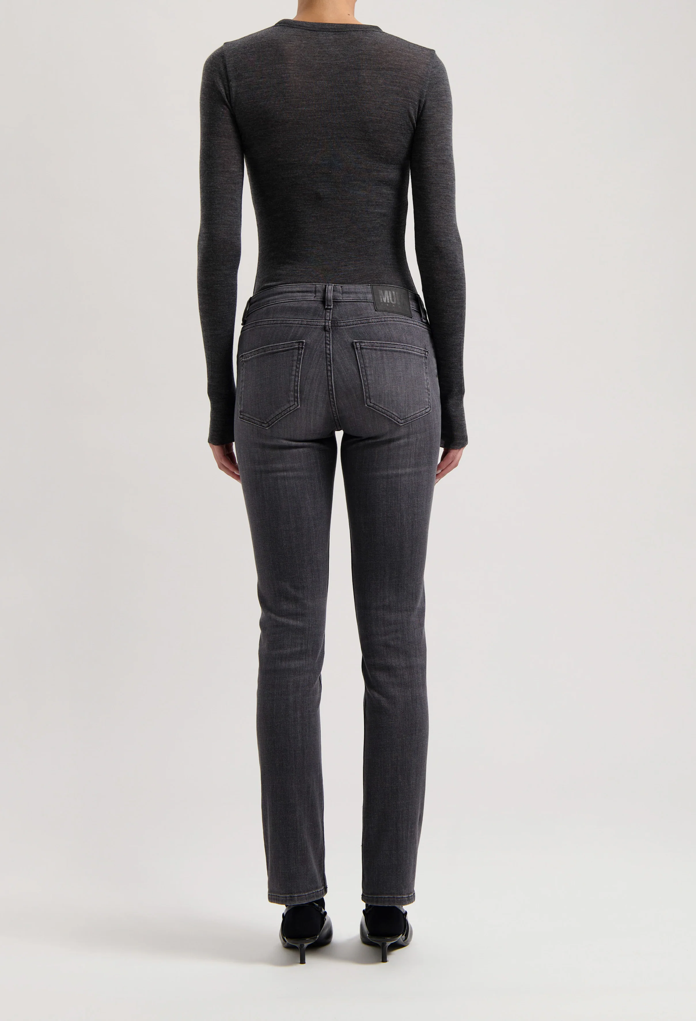 Faye Low Slim - Authentic Black