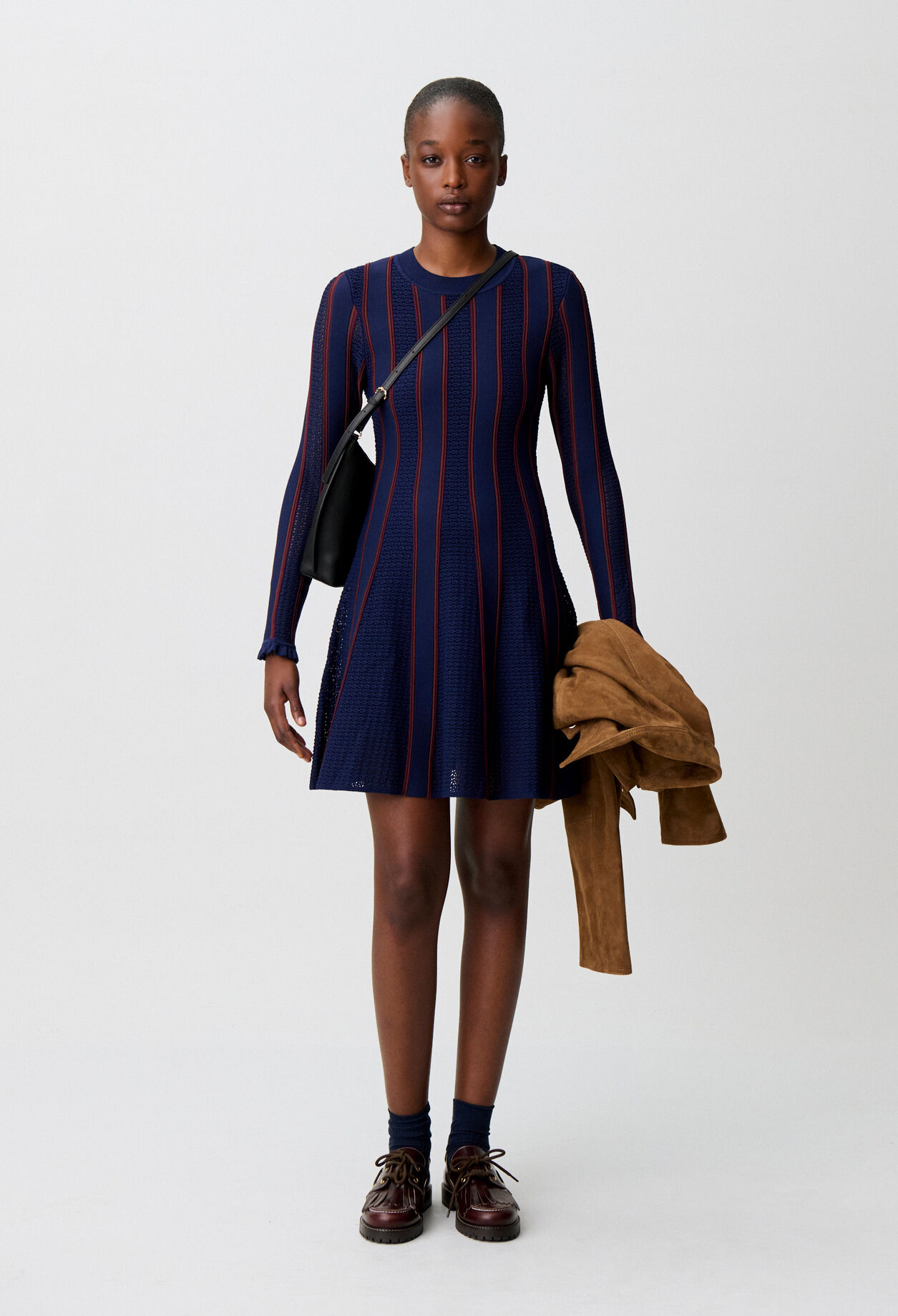 Robe courte maille patineuse