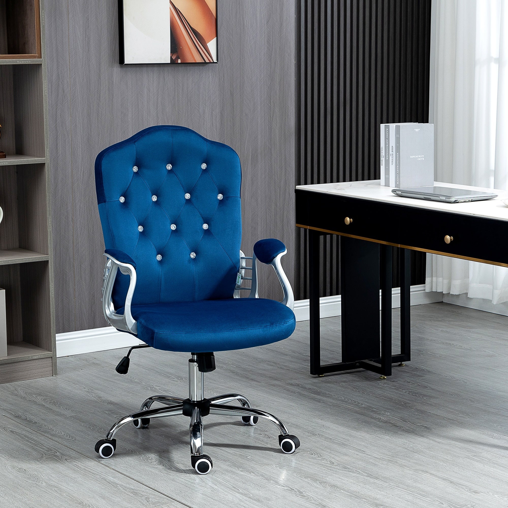 Comfortable Velvet Office Chair with Ergonomic Design and Adjustable Features for Optimal Support and Relaxation.