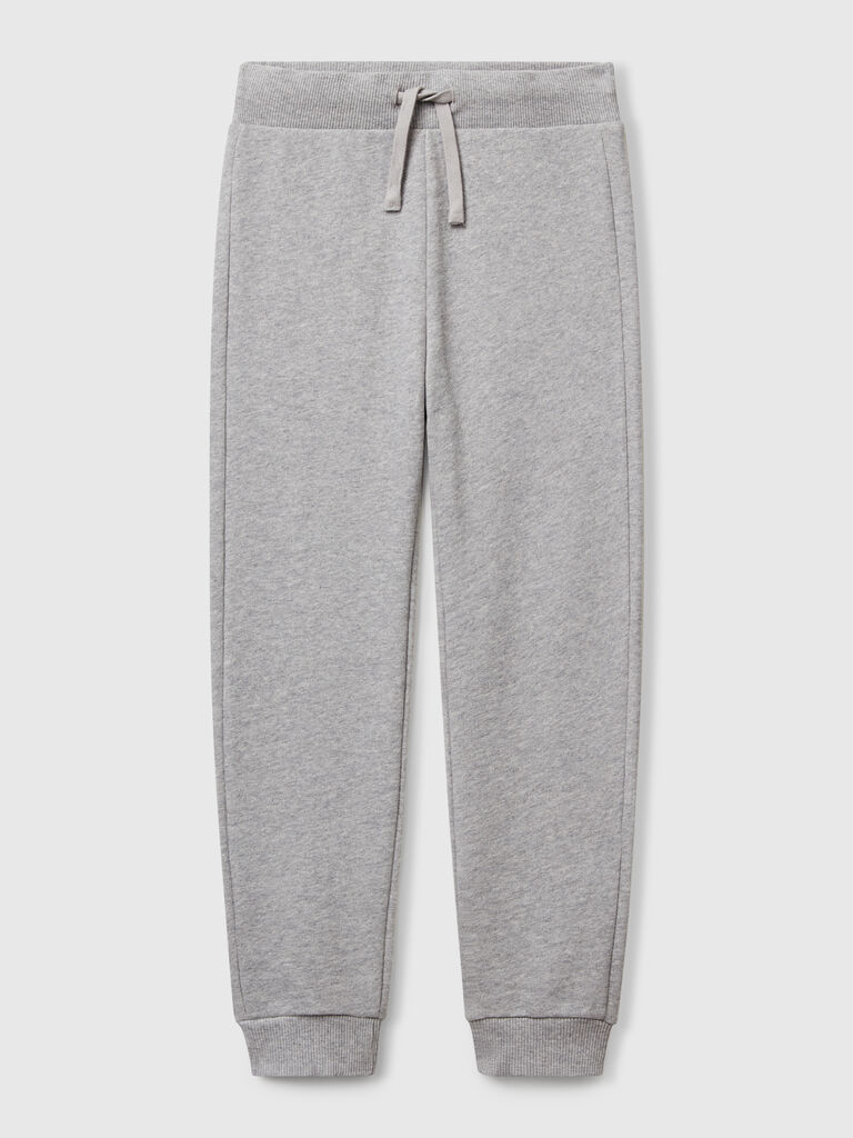 Sporty trousers with drawstring