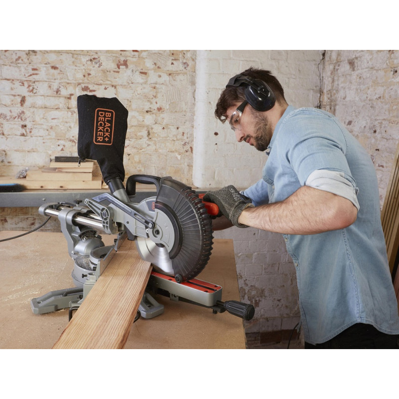 Scie à onglet radiale BES700-QS 1600 W BLACK DECKER