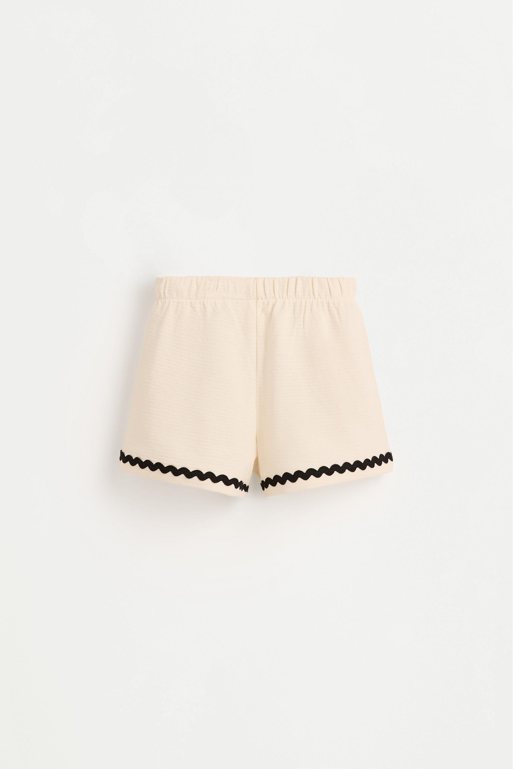 Short punto cortado