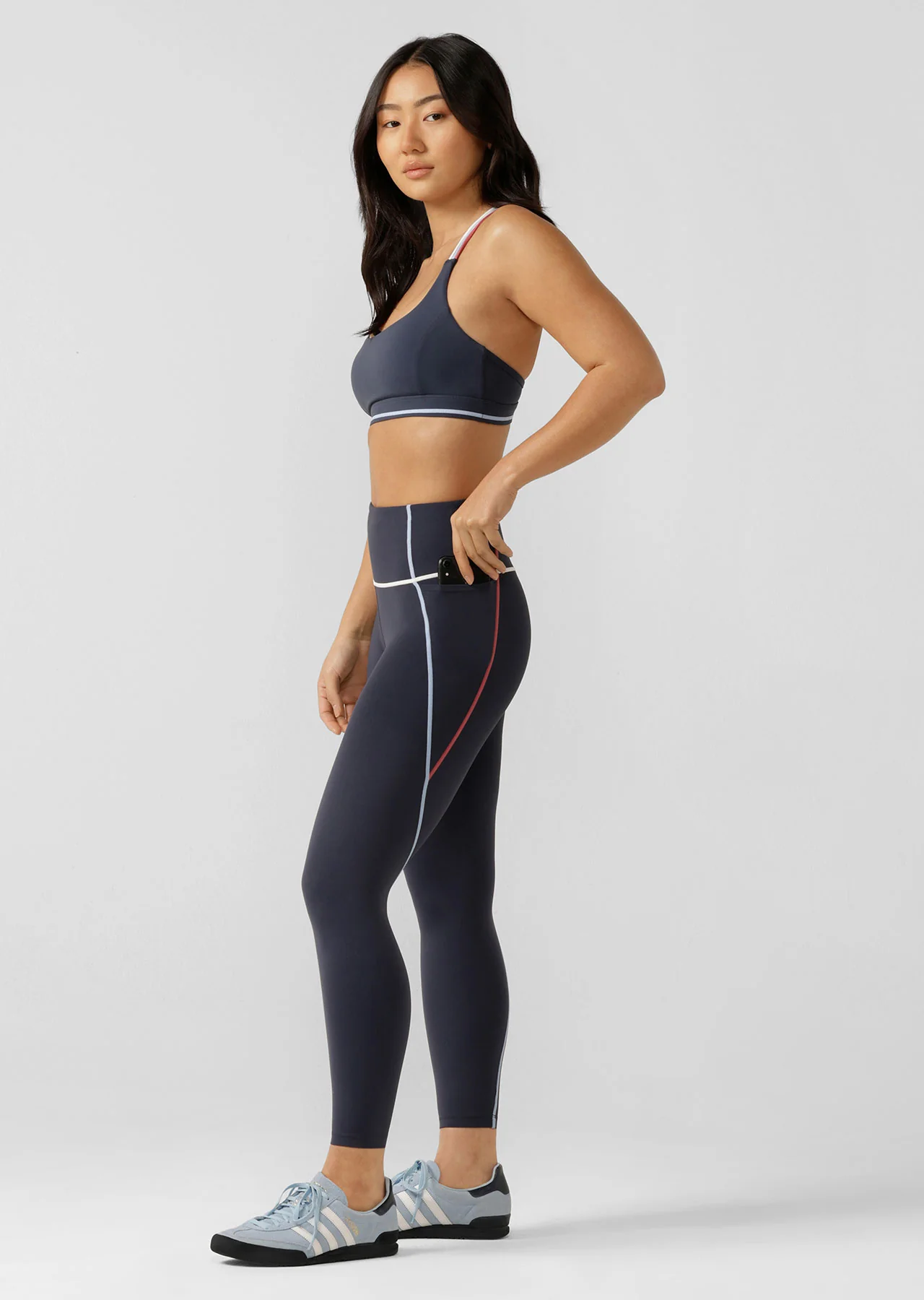 Vibrant Glow Recycled No Chafe Pocket Ankle Biter Legging