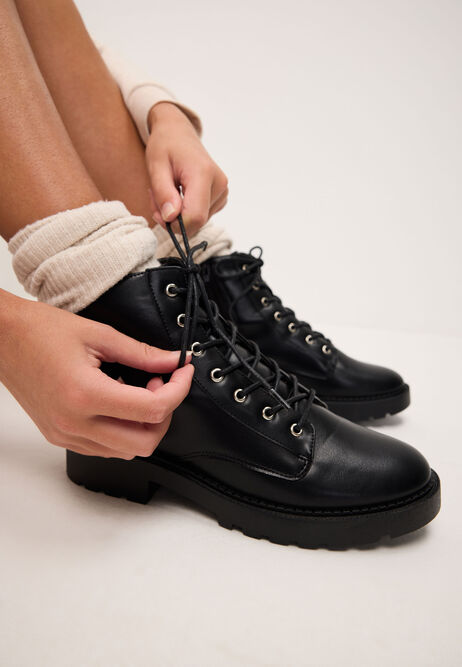 Womens Plain Black Lace Up Chunky Boots