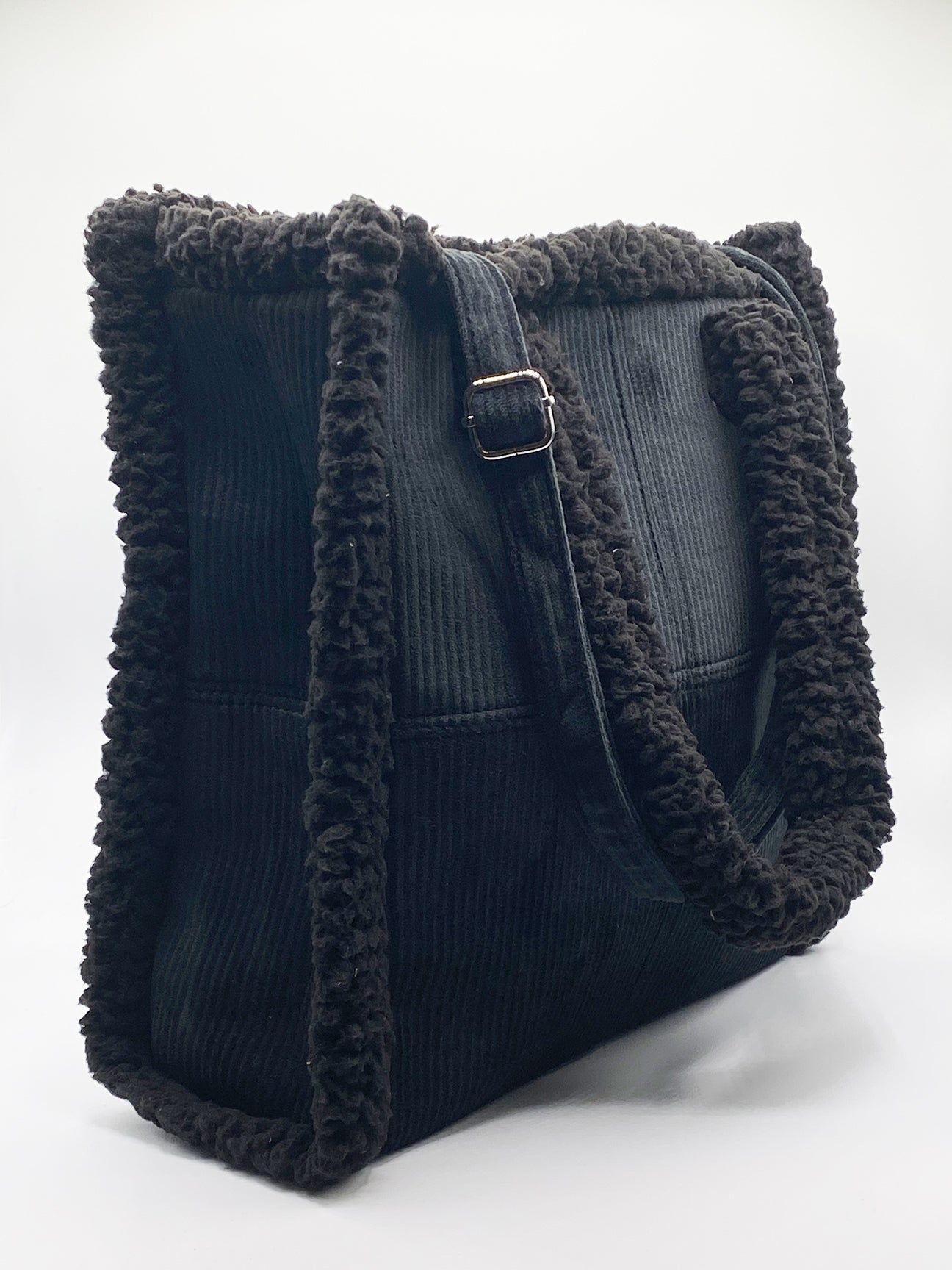 SVNX Tessa Corduroy Tote Bag With Borg Lining