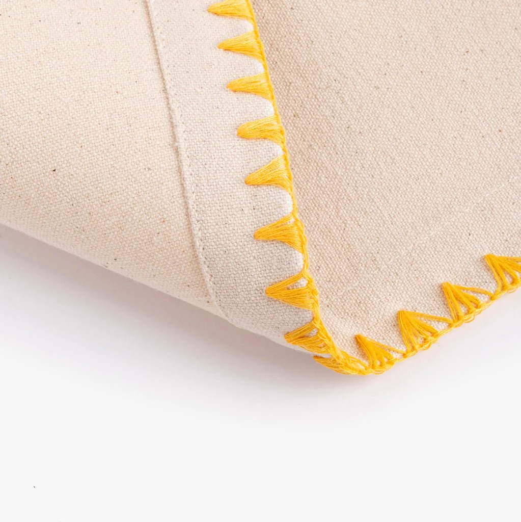 Individual de Algodão Bege com Bordado Amarelo PORTOBELLO