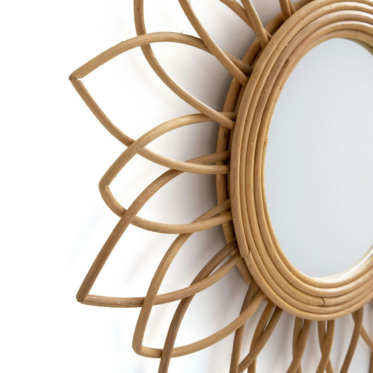Miroir rotin forme fleur Ø65 cm Nogu