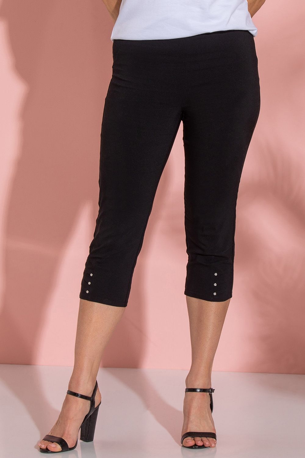 Klass. Embellished Pull On Cropped Trousers