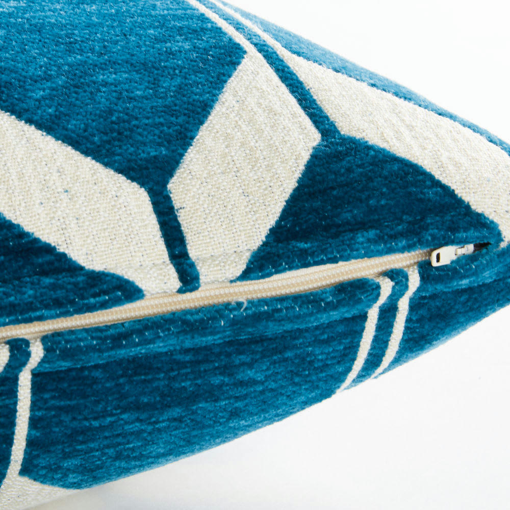 ASTON - Coussin en velours tissé jacquard motifs graphiques bleu canard 45x45