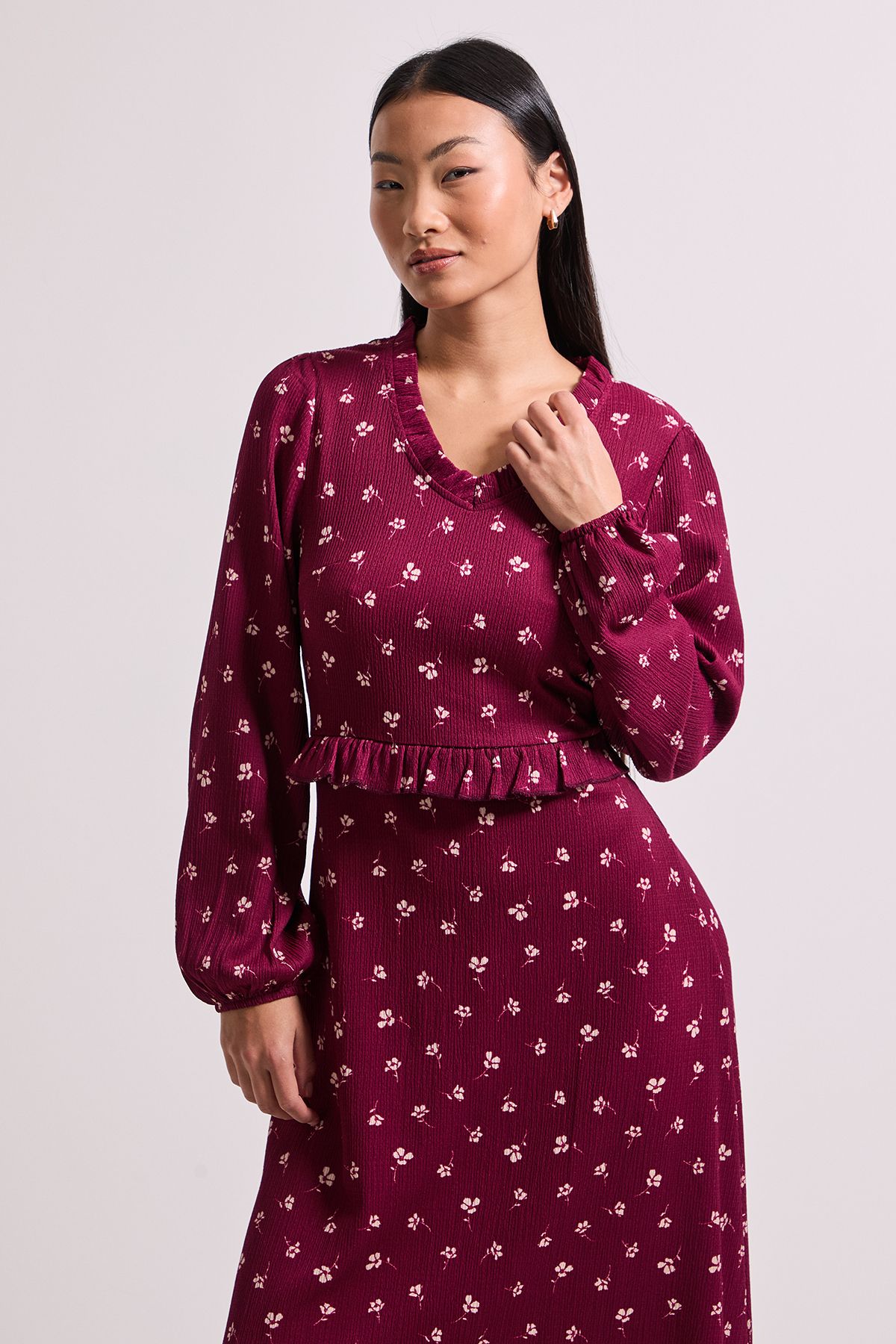Dorothy Perkins Petite Ditsy Floral Frill Scoop Neck Blouson Sleeve Jersey Midi Dress