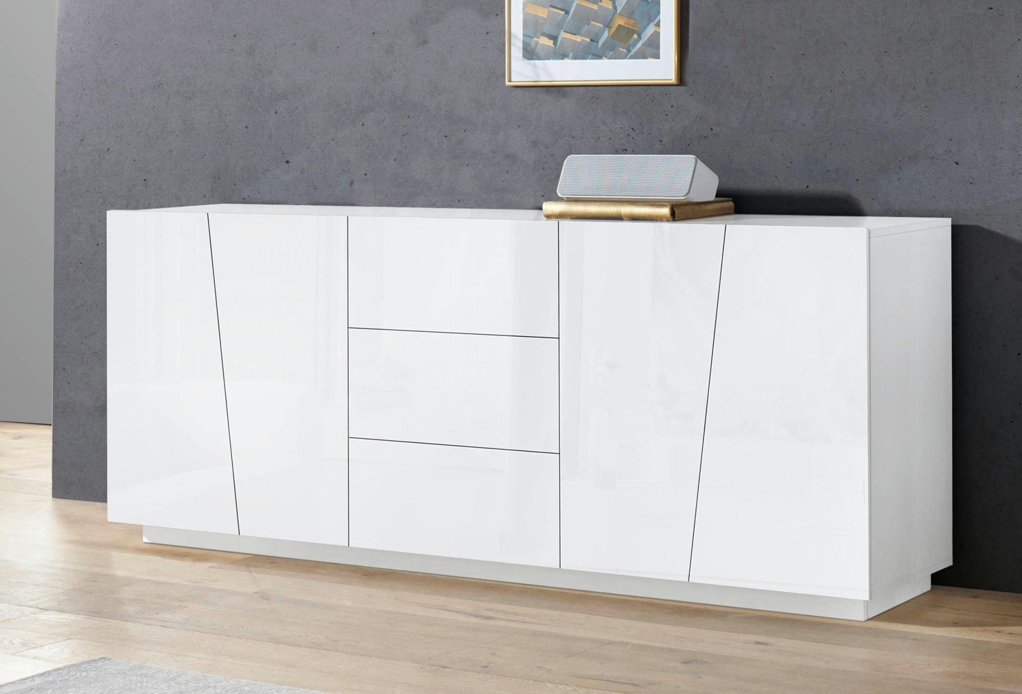 - Buffet à 4 portes effet bois blanc brillant