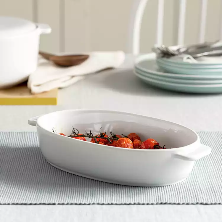Habitat Riko Medium Ceramic Oval Roasting Dish