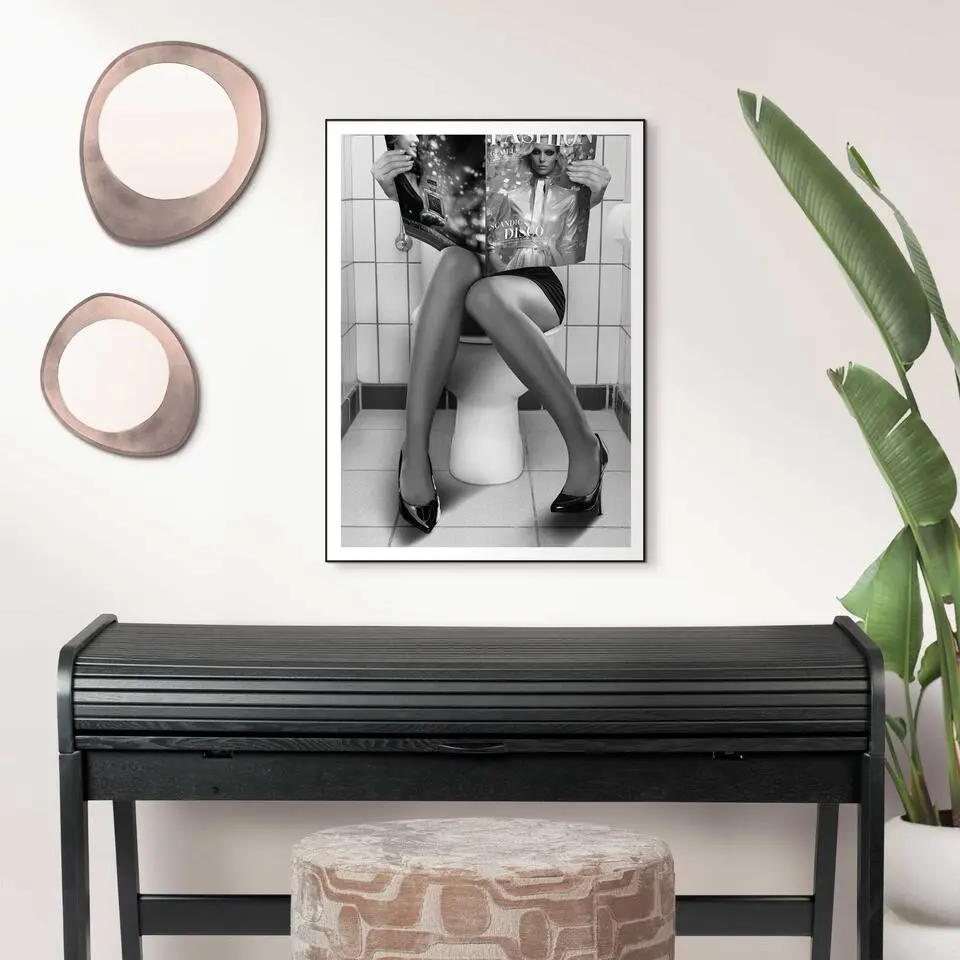 Schilderij Toilet Fashion - 70 x 50 - Zwart-Wit