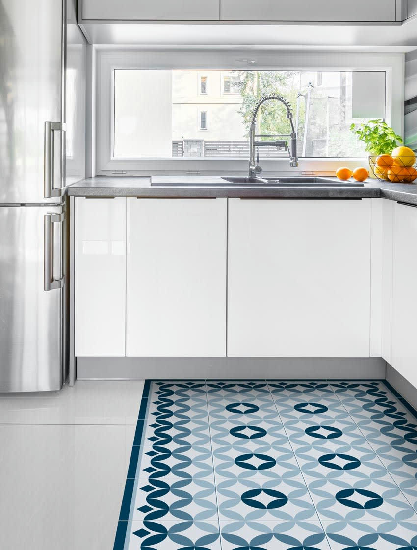 BARCELONE - Tapis en vinyle Laietana bleu 60x120