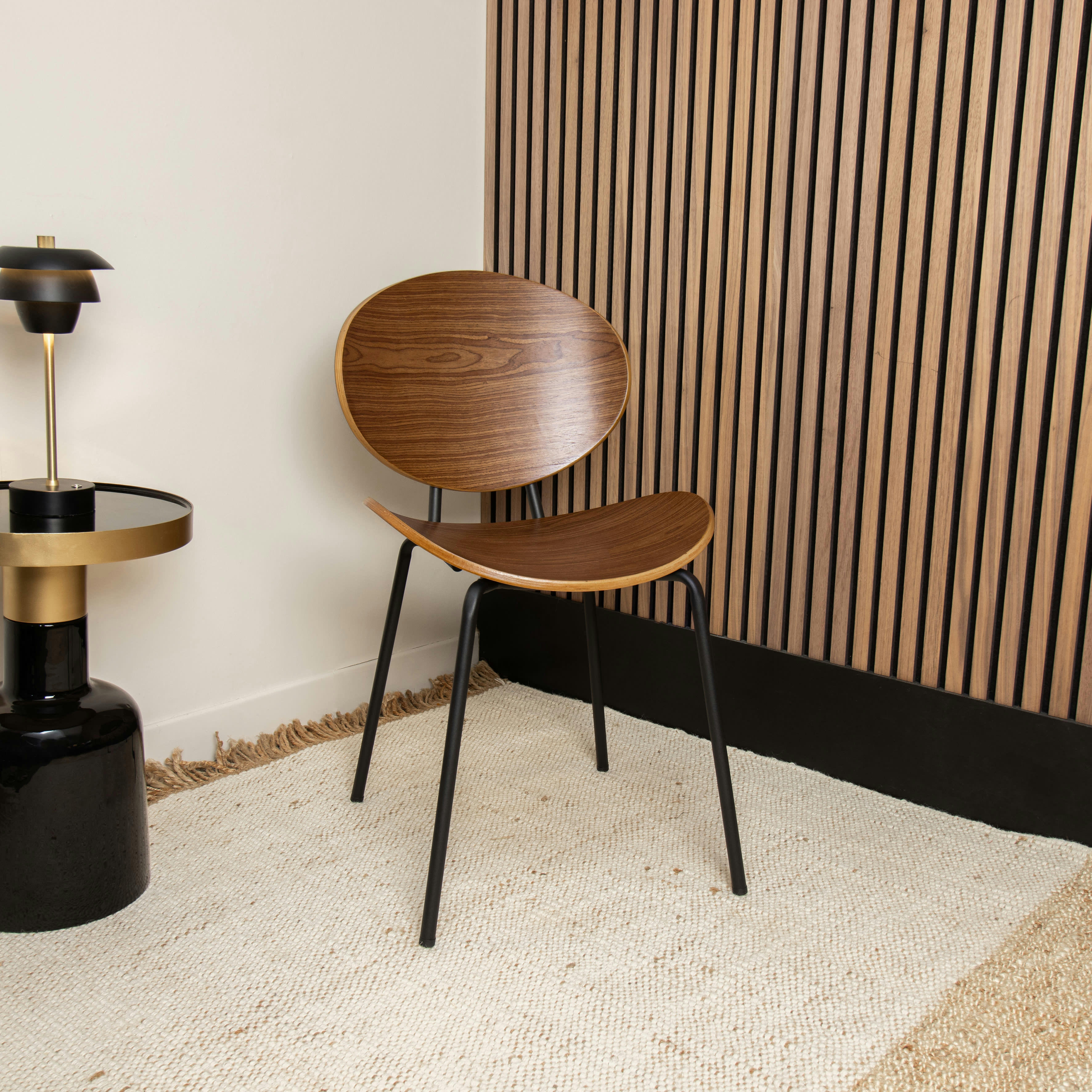 GASPARD - Lot de 2 chaises en bois foncé et pieds en métal noir