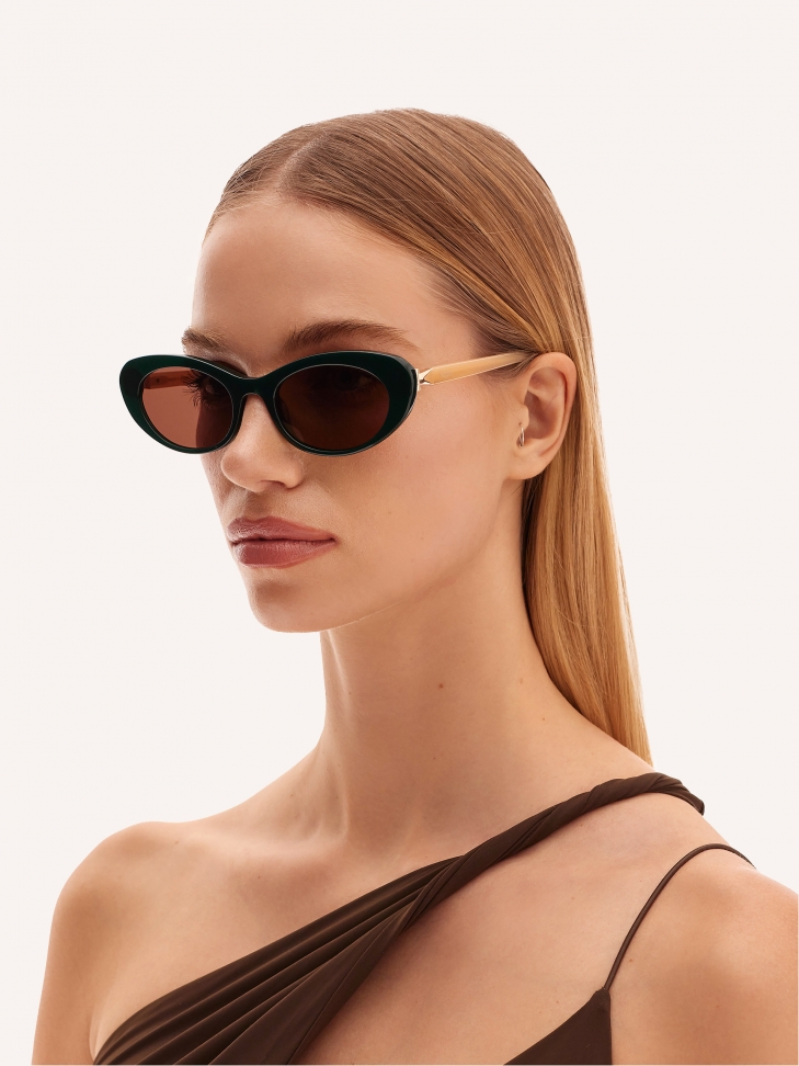 Ladies' oval sunglasses