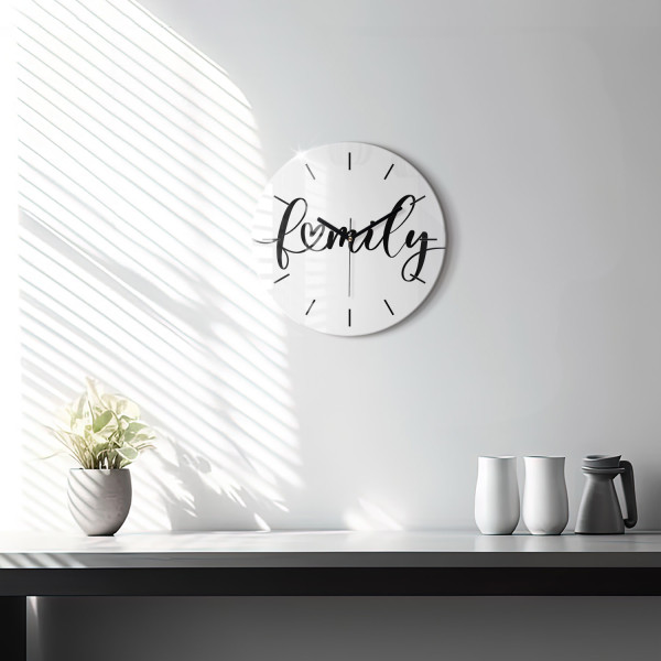 Cichy Zegar Dekoracyjny ścienny Napis Family i serce fi30