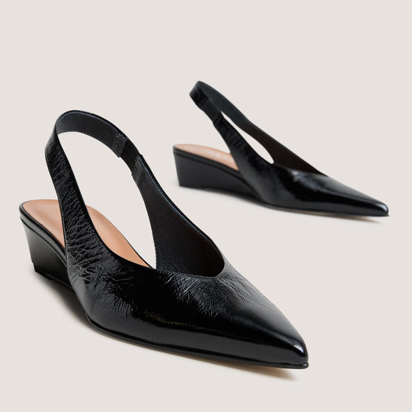 Escarpins slingbacks et petits talons compensésen cuir brillant noir | DOLEANCE
