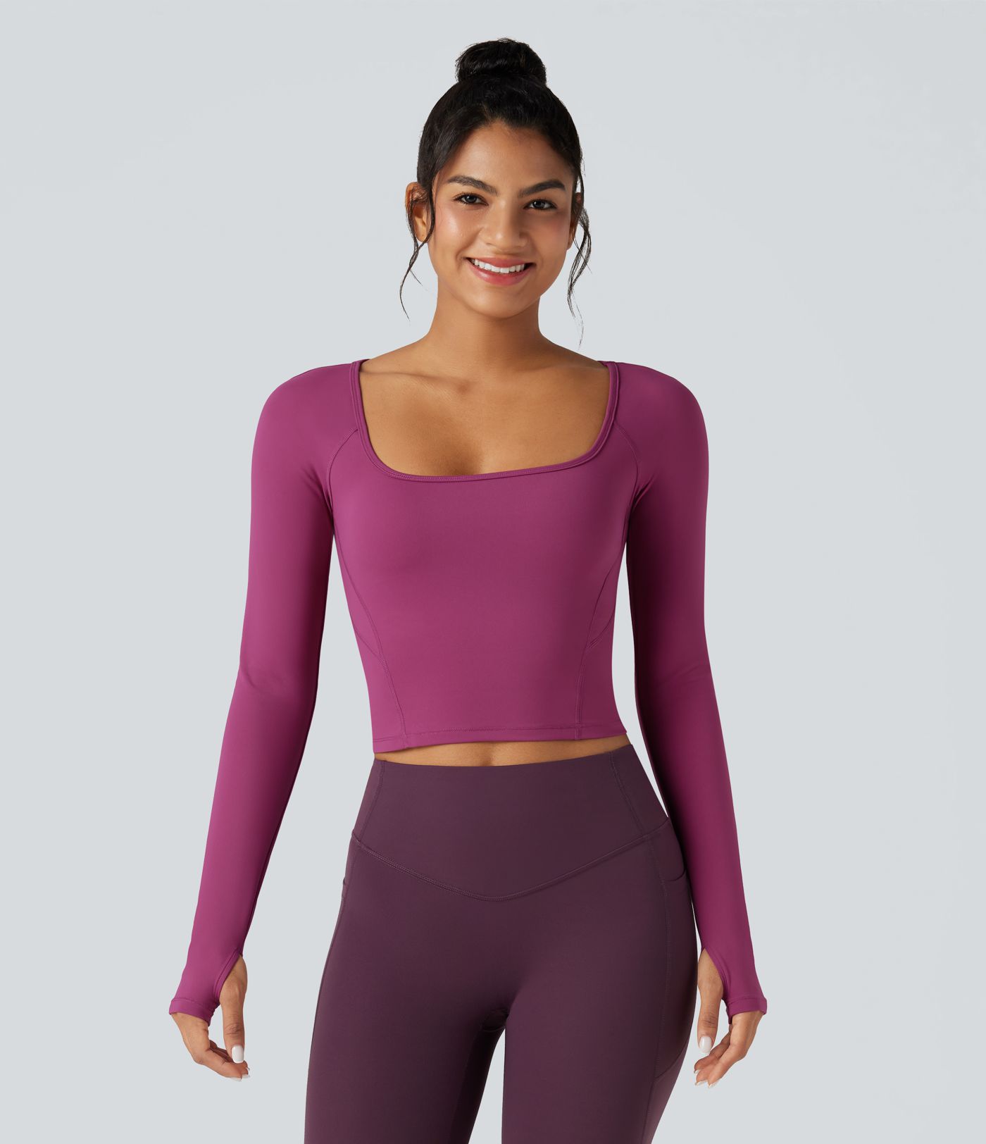 Top de sport yoga SoftlyZero™ Plush col carré manches raglan longues avec trous pouces