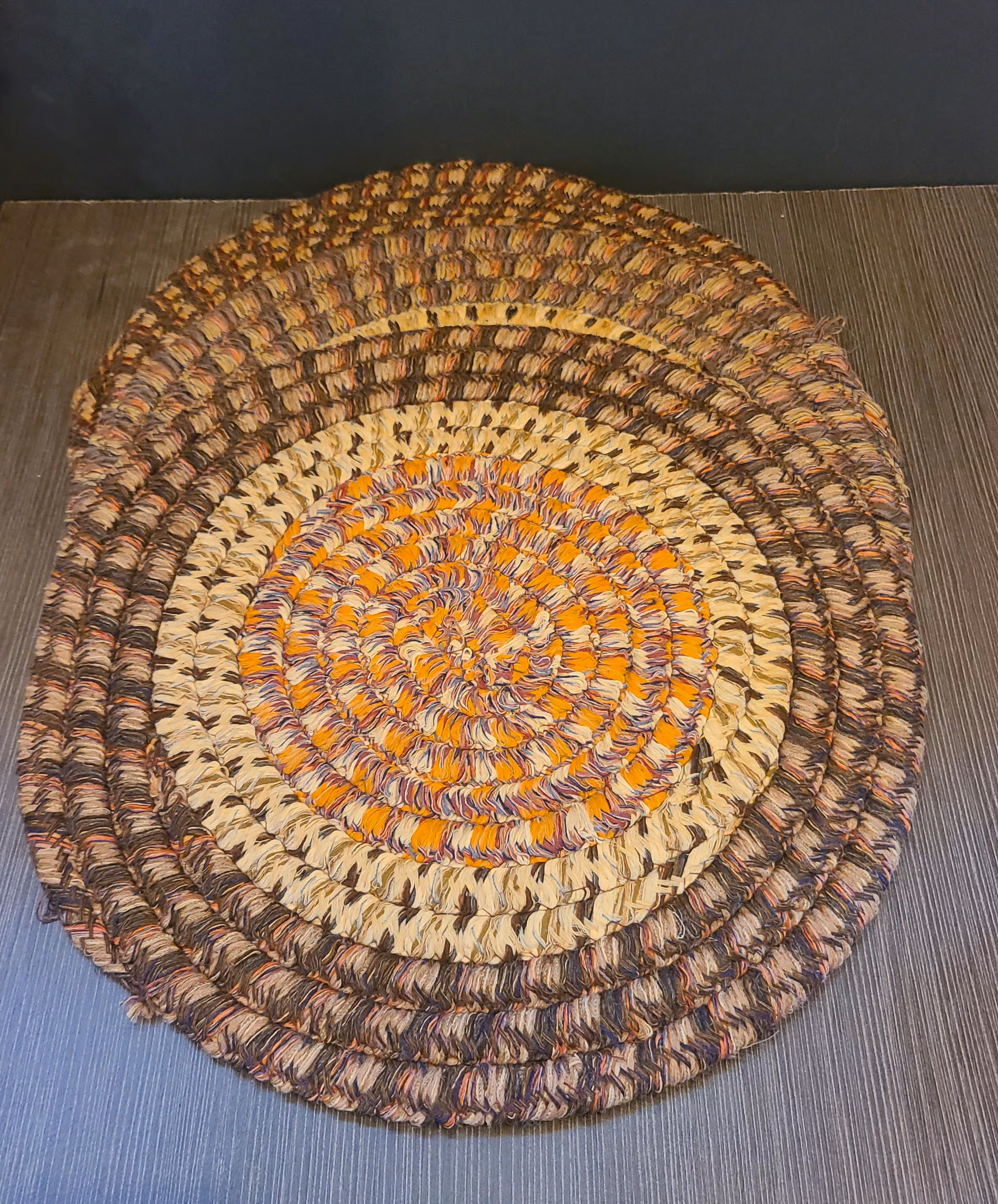 Round braided chair pads