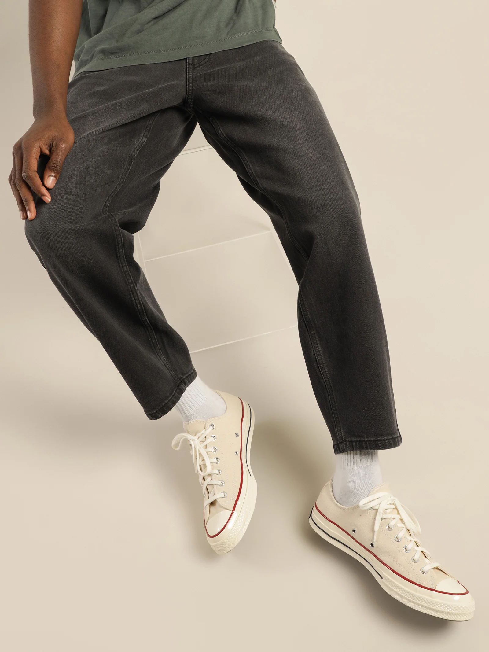 Colt Relaxed Tapered Jeans