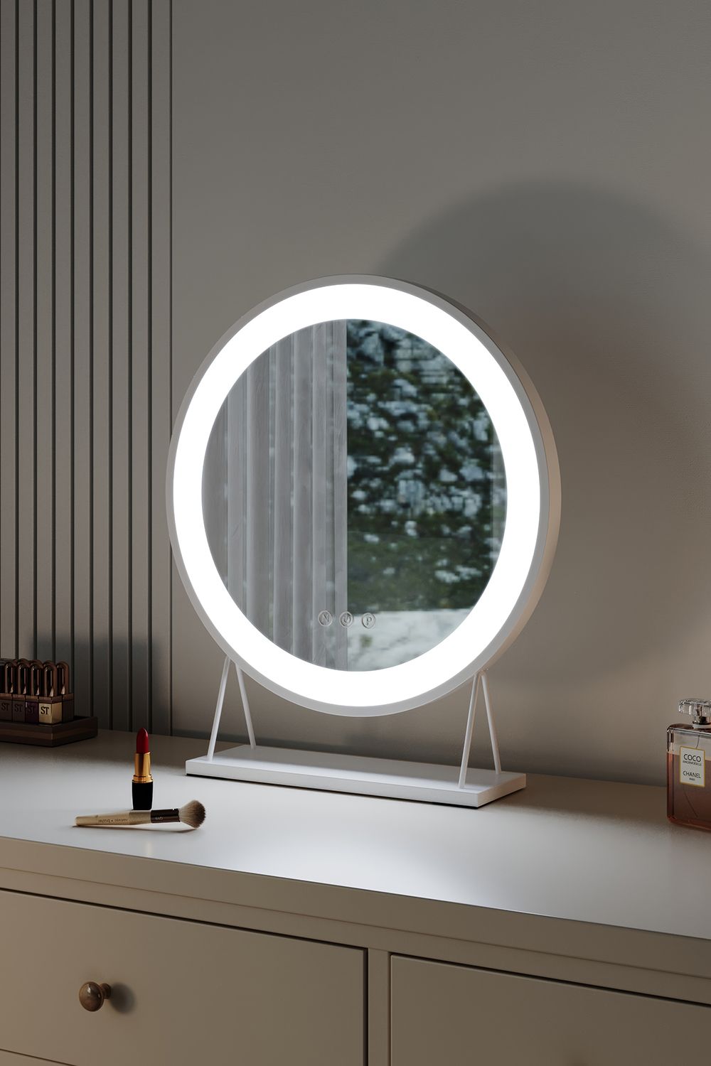 H&O Direct Circular Adjustable Makeup Mirror With LED Light