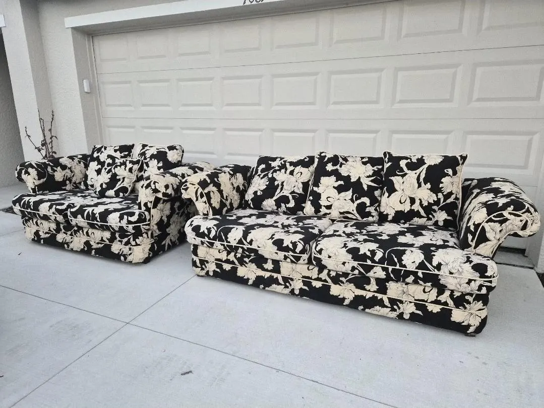 1970'S Black & Creme Floral Chintz Two Piece Sofa Set