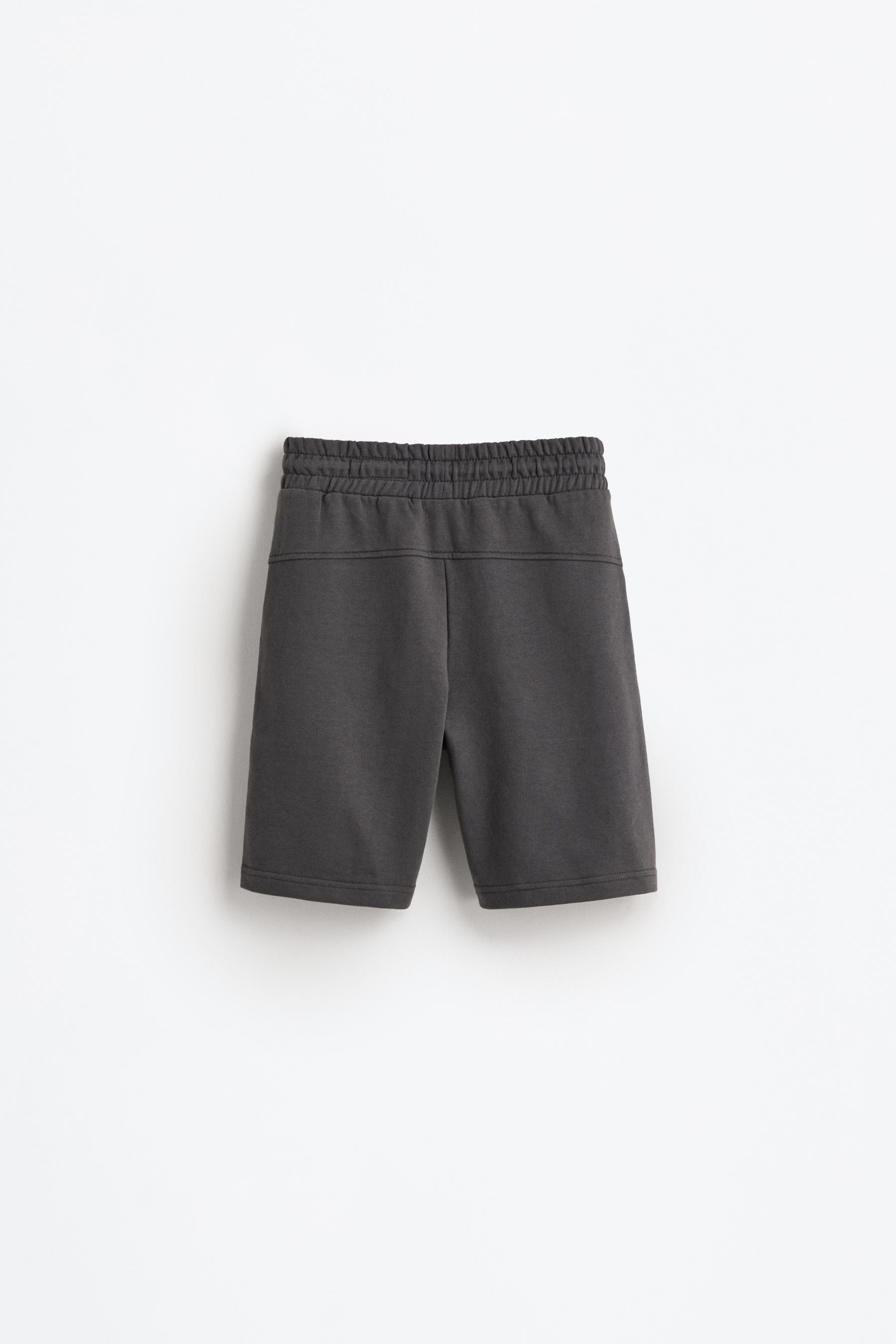 Bermuda jogger Stitch ©Disney etiqueta