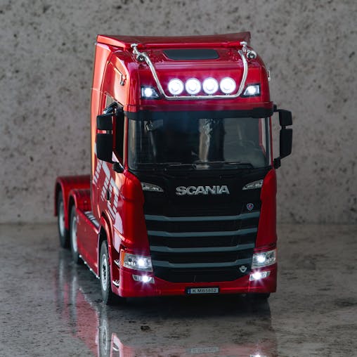 Scania Licensed Remote Control Trailer Head Truck with Lights, Sounds & Steering Adjustment