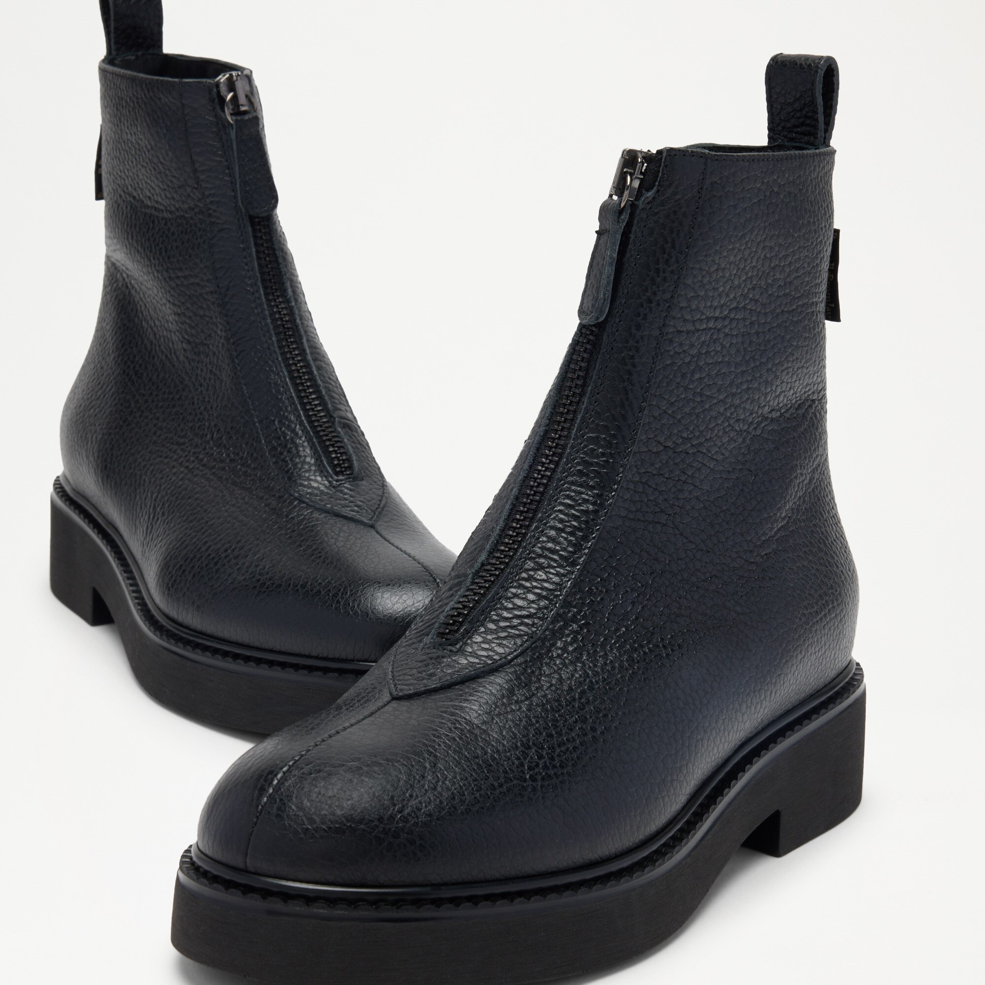 Thames<br>Zip Front Ankle Boot